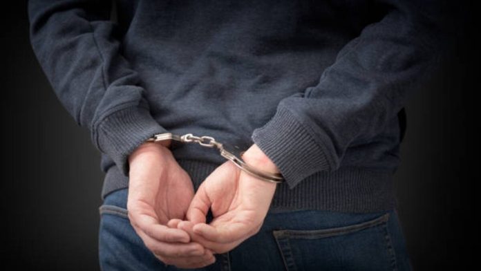 adolescente-e-apreendido-apos-tentar-entrar-em-boate-de-rio-verde-com-arma-apos-briga