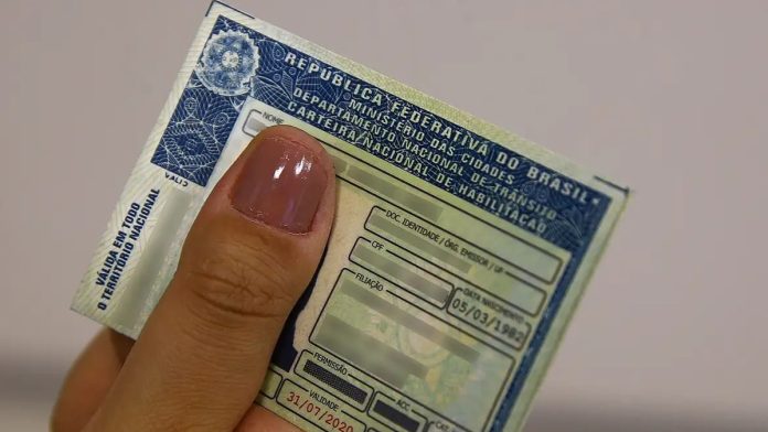 com-projeto-do-governo,-preco-da-cnh-pode-cair-para-r$-632-em-goias