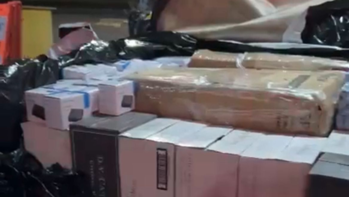 carga-com-mais-de-500-produtos-eletronicos-sem-nota-fiscal-e-apreendida-na-br-153,-em-itumbiara