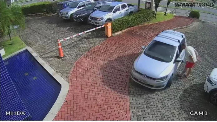 video:-idoso-de-80-anos-e-agredido-na-frente-da-neta-em-estacionamento-de-goiania